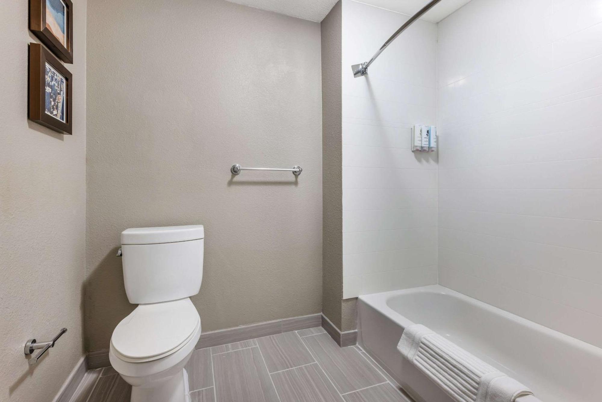 Best Western Plus Bolingbrook Exterior foto